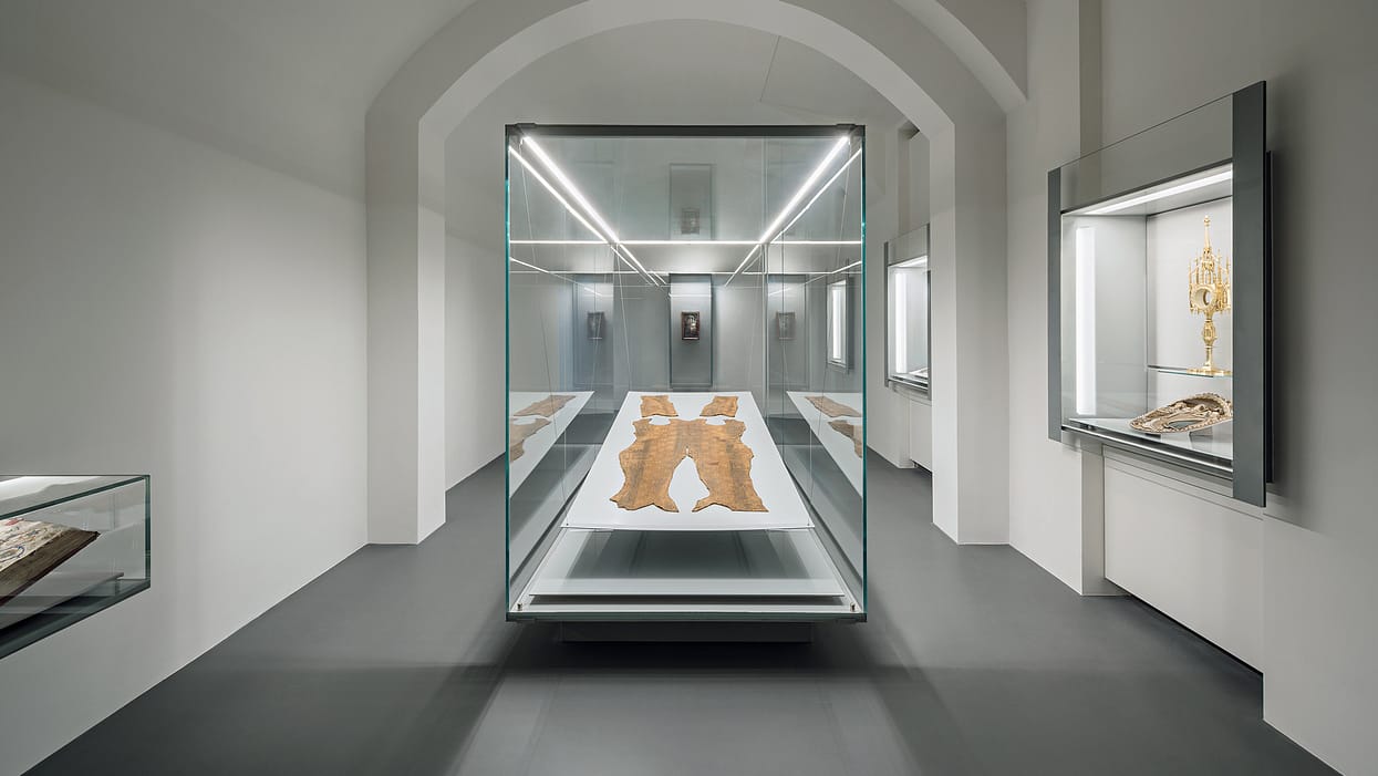 DomMuseumWien_Bild1_HerthaHurnaus